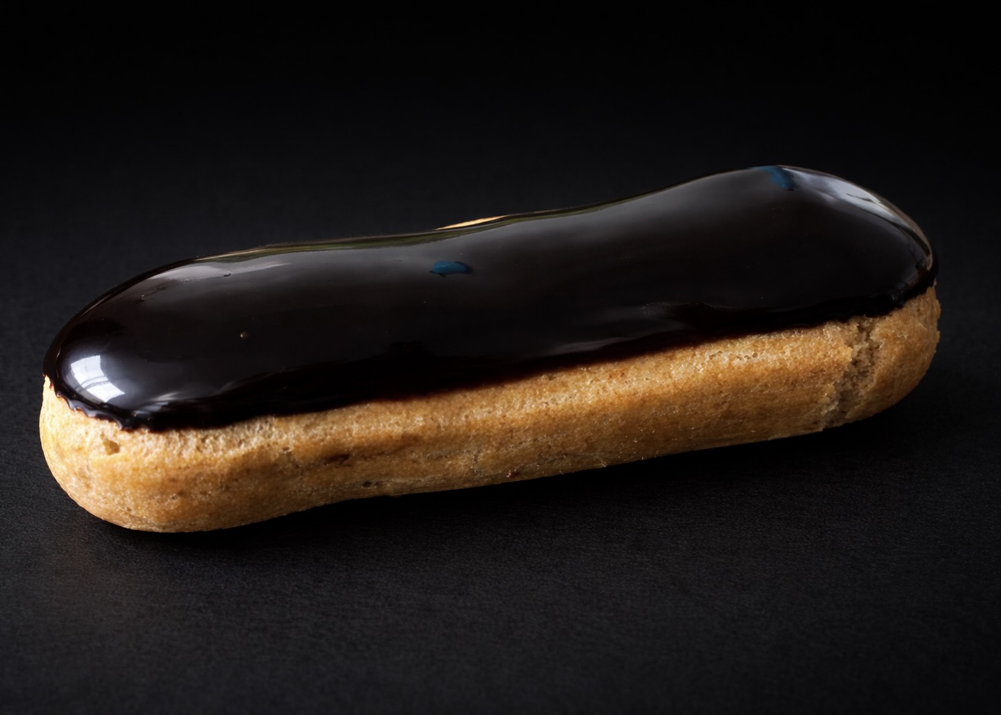Éclair au chocolat