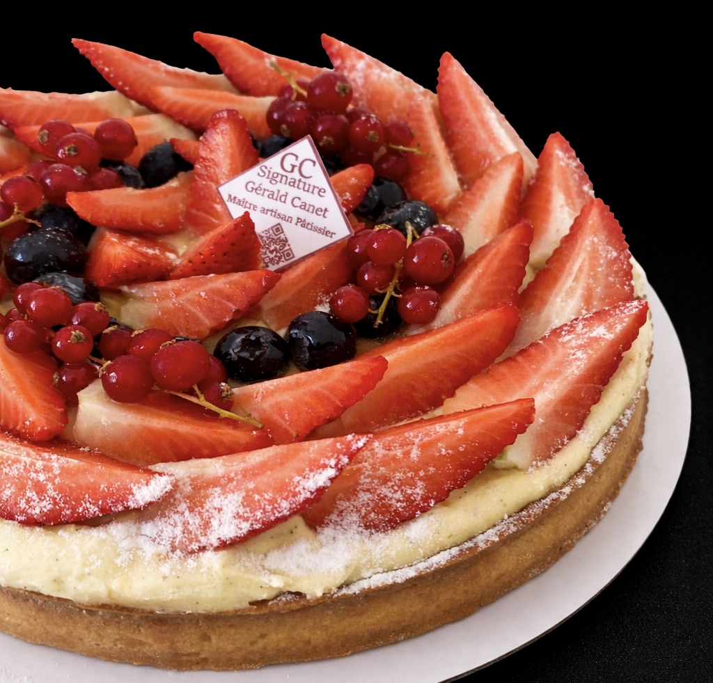 Tarte aux fraises et fruits rouges